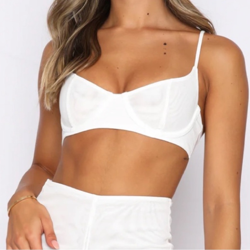 White Fox Executive Crop/Bra